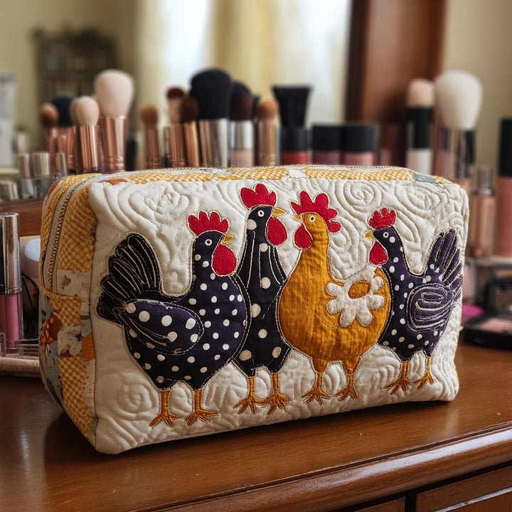 Gesteppte Kosmetiktasche mit fröhlicher Henne NCU0NT10533