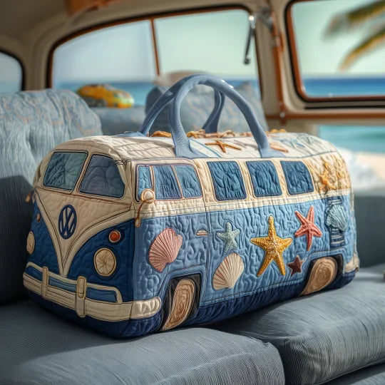 Gesteppte Reisetasche – Hippie-Van am Strand