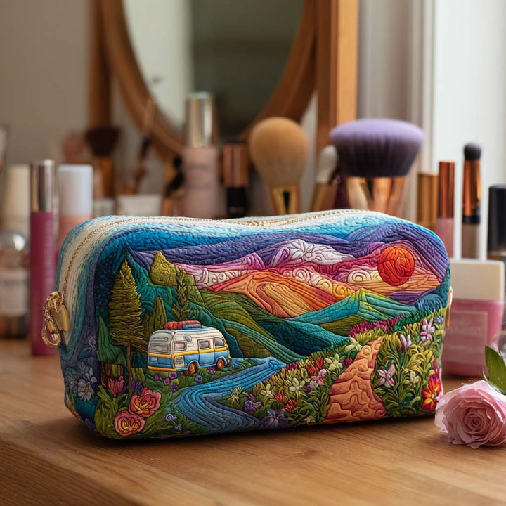 Gesteppte Kosmetiktasche mit leuchtenden Bergen NCU0PT9473