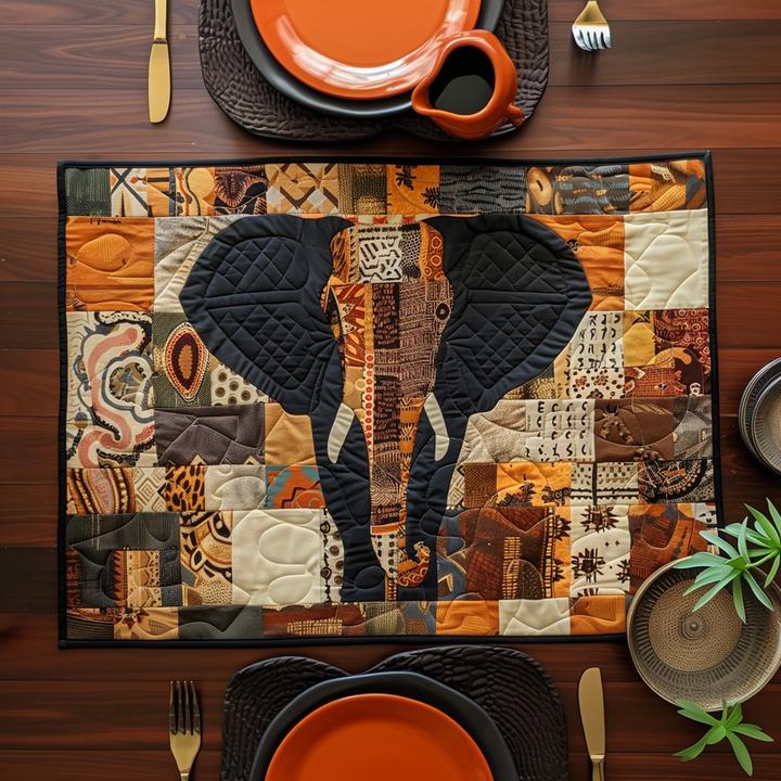Gesteppte Tischsets – Mystical Tusker NCU0TH840
